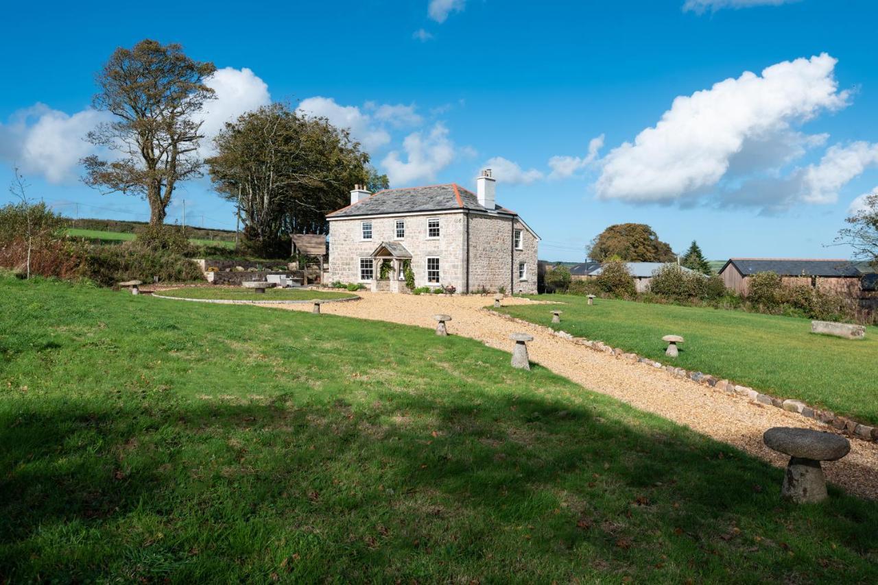 Trevidgeowe Farmhouse Bed and Breakfast Bodmin Exterior foto